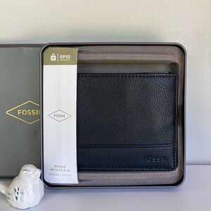 Fossil 🗝️ RFID Men’s Genuine Leather Wallet New With Tag 🏷️